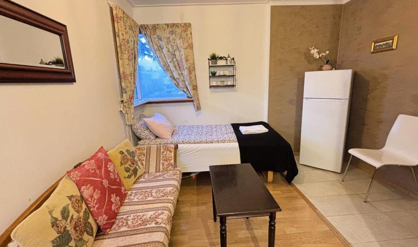 Akureyri Center Rooms エクステリア 写真